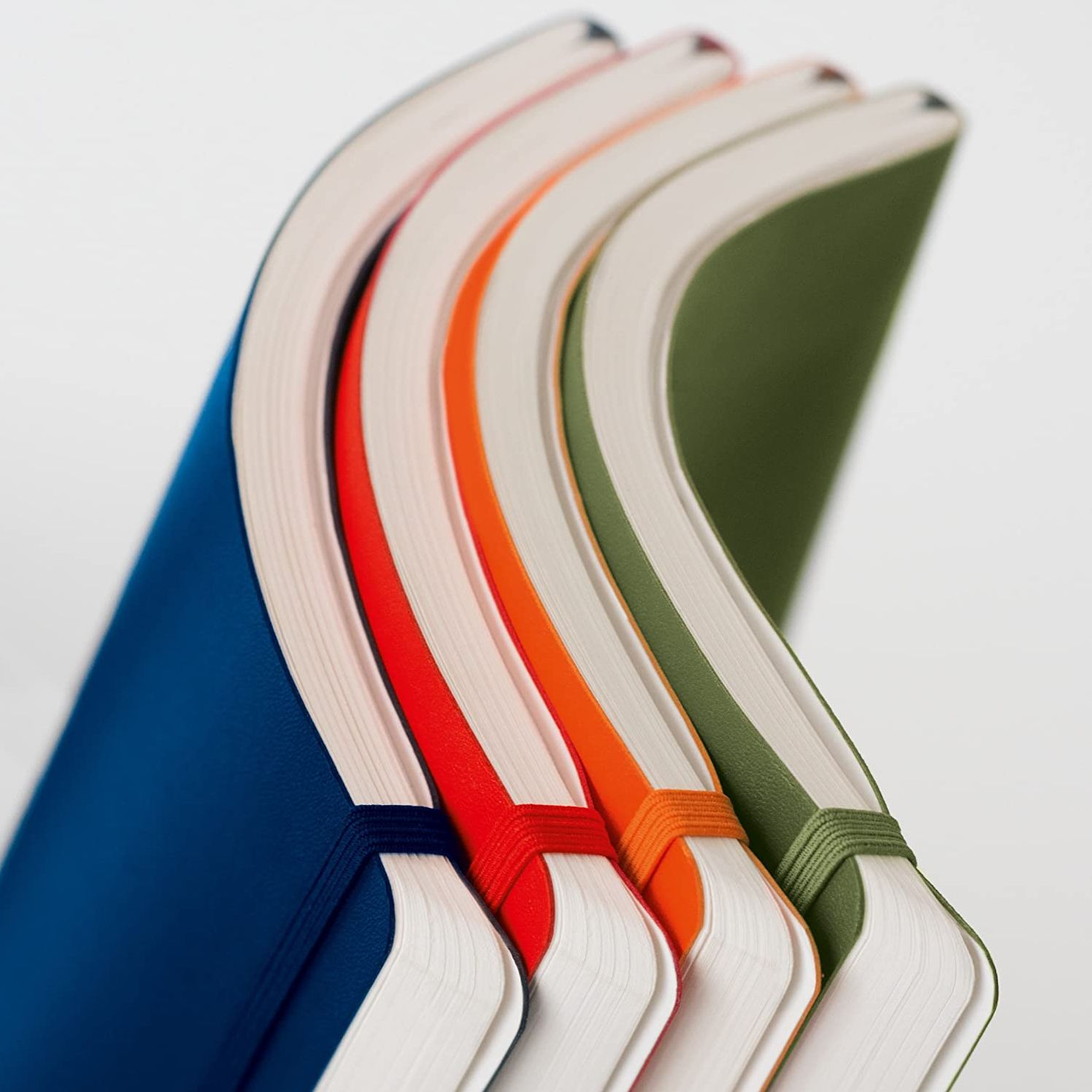 Leuchtturm Navy Dotted Page Softcover Medium Notebook - Image 3