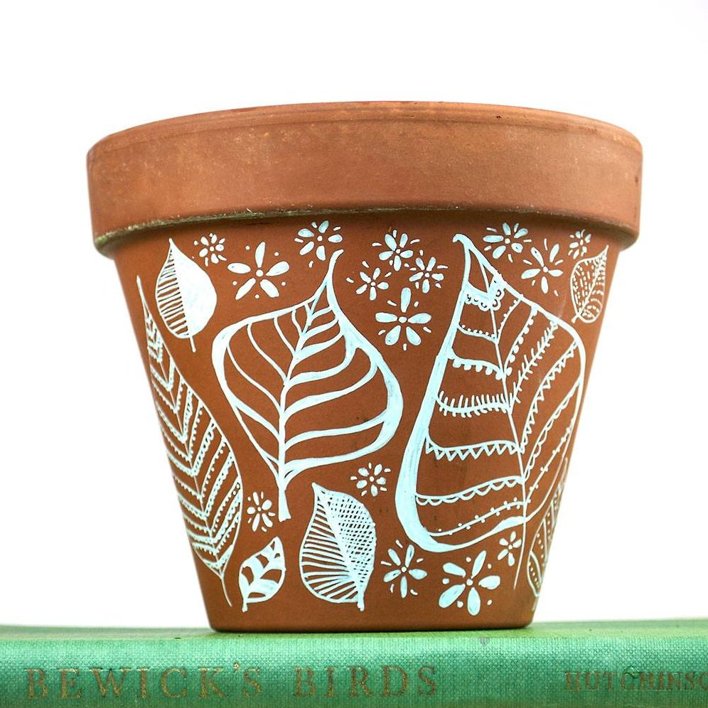 POSCA 3M White Fine Tip Marker - Image 2