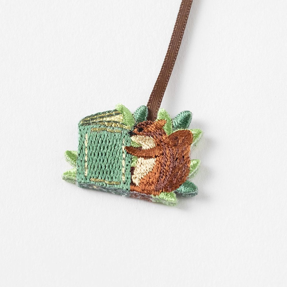 Midori Embroidery Bookmark Clip Hedgehog - Image 3